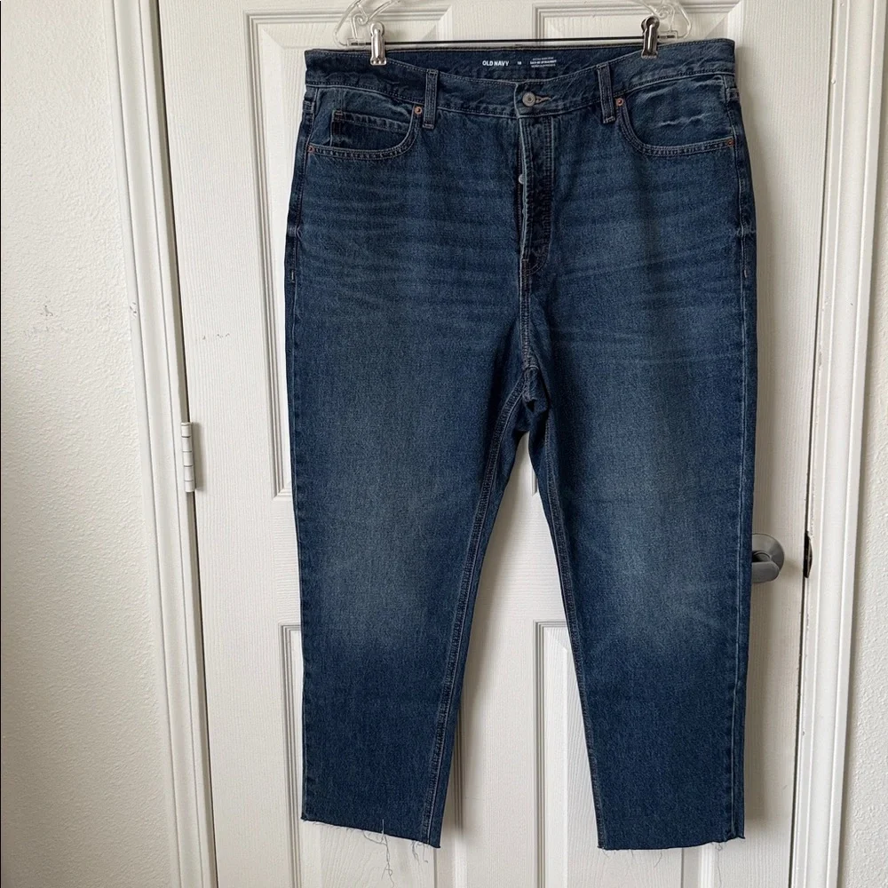 Old Navy Size 18 Women’s SKY-HI STRAIGHT Dark Blue Relaxed Jeans. - Picture 2 of 9